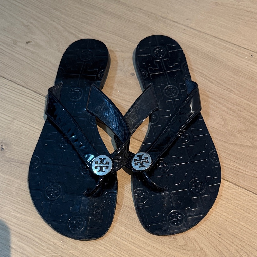 Tory Burch Leather Glossy Black Sandals